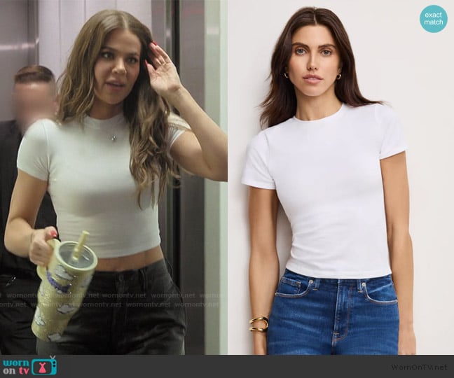 Khloe’s white cropped tee on The Kardashians