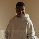 Harry’s grey REP hoodie on 9-1-1