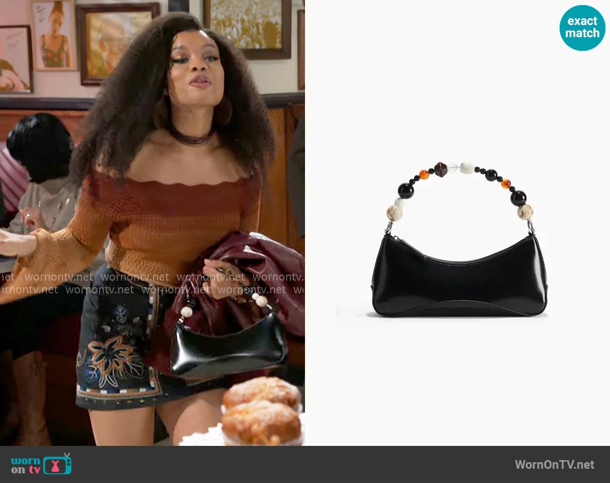 H&M Beaded-Strap Shoulder Bag worn by Eva Thomas (Ambyr Michelle) on Beyond the Gates