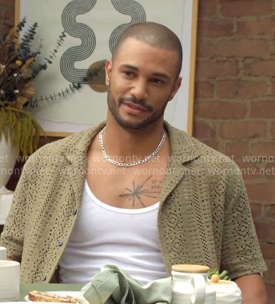 Holden’s green crochet shirt on The Young and the Restless