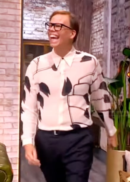 Jeff Hiller’s floral print shirt on The View