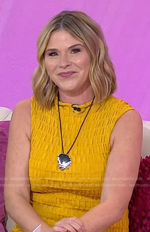 Jenna's silver pendant necklace on Today