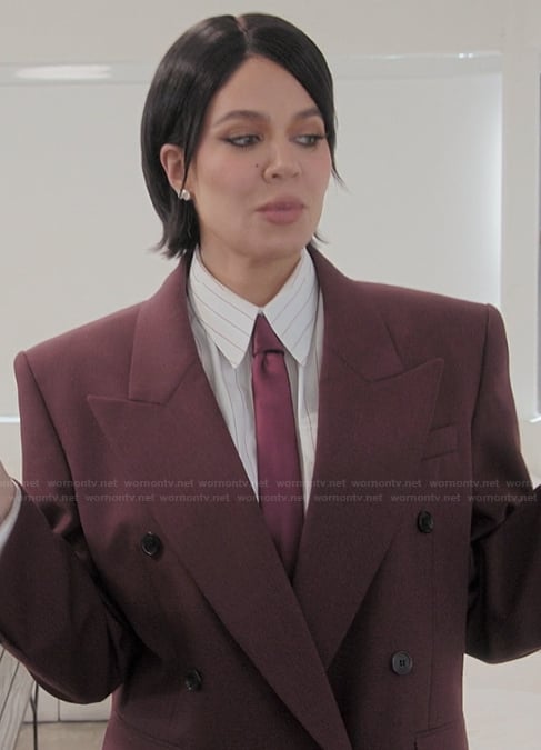 Khloe’s burgundy double breasted blazer on The Kardashians