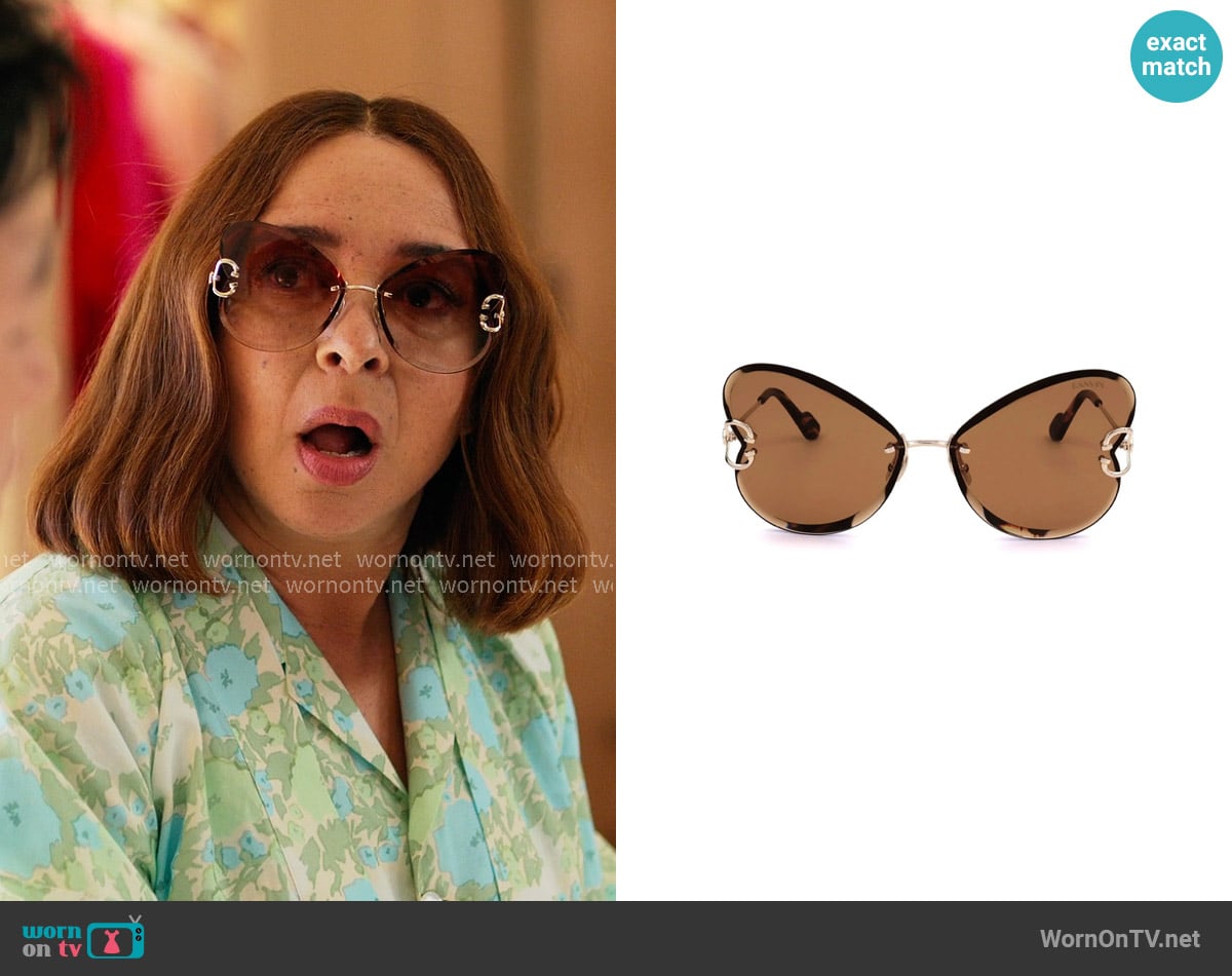 Lanvin Butterfly Sunglasses worn by Molly Novak (Maya Rudolph) on Loot