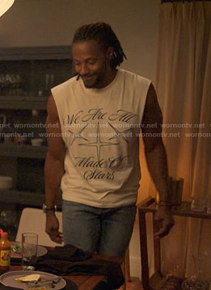 Lewis's white graphic print muscle tank on Reasonable Doubt
