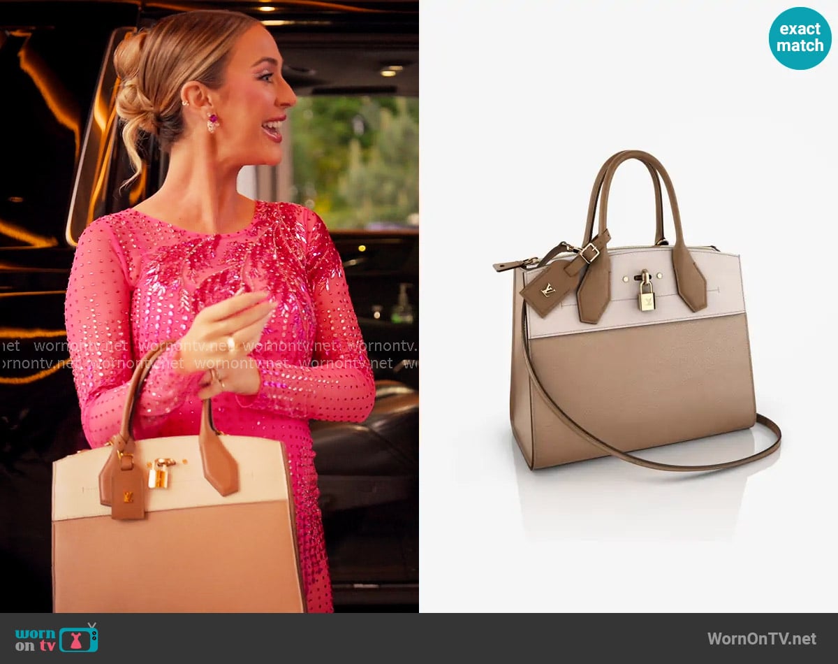 Louis Vuitton Bi-color City Steamer MM worn by Ashtyn Zerboni (Ashtyn Zerboni) on Selling the OC