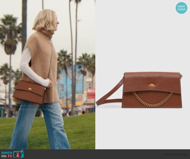 Metier Roma Shoulder Bag worn by Liberty Ronson (Naomi Watts) on Alls Fair