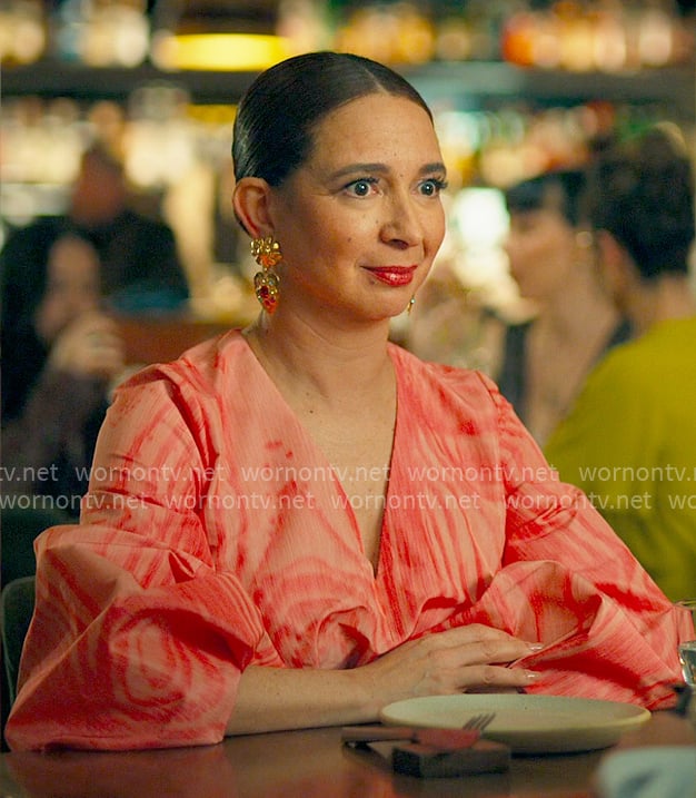 Molly's coral puff-sleeve dress on Loot