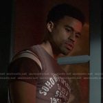 Ozzie’s brown graphic print tee on Reasonable Doubt