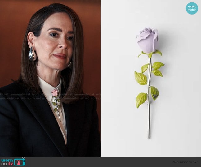 Prada Enameled metal brooch worn by Carrington Lane (Sarah Paulson) on Alls Fair