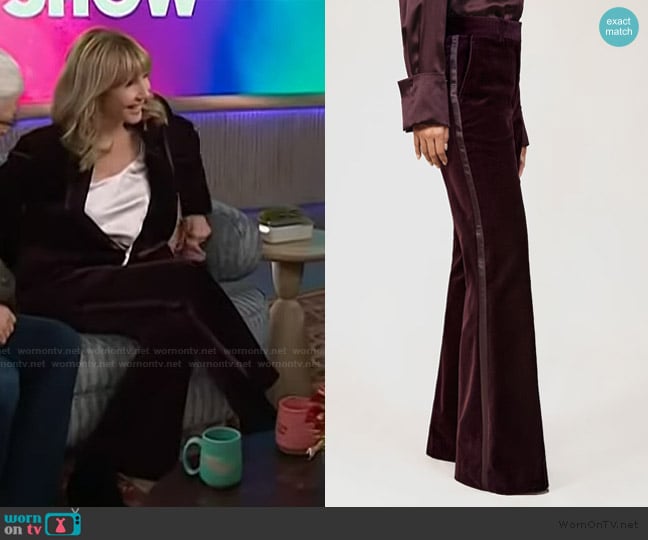 Reiss Elia Velvet Tuxedo Stripe Pants worn by Mary Steenburgen on The Kelly Clarkson Show