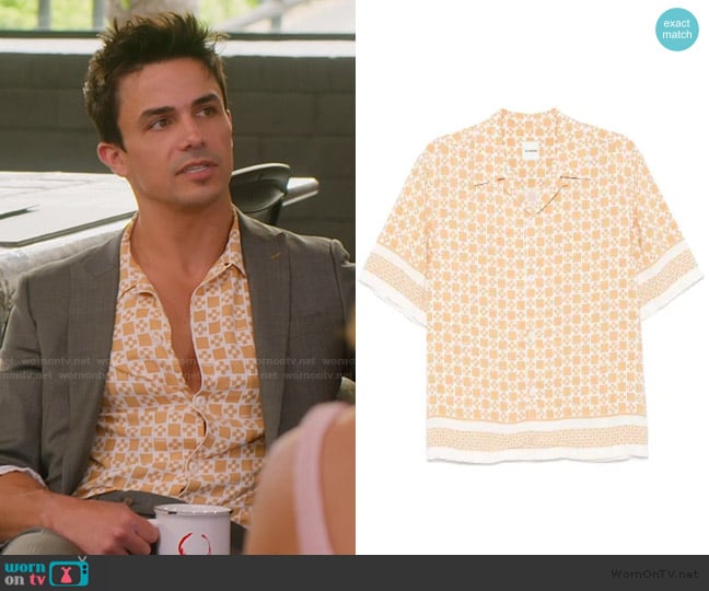 Sandro Print short-sleeve shirt worn by (Gio Helou) on Selling the OC