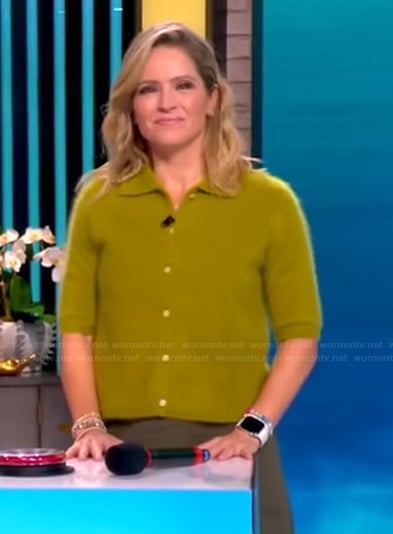 Sara's green fuzzy short sleeve cardigan on The View