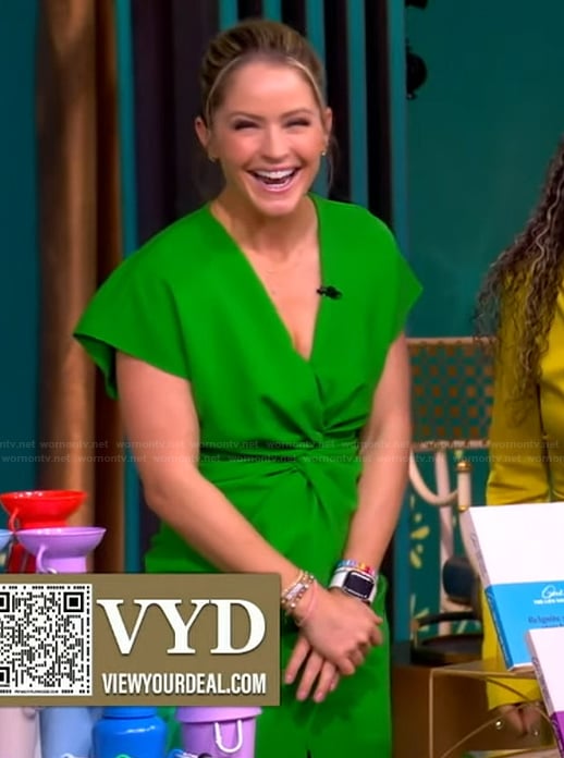 Sara’s green twist front dress on The View