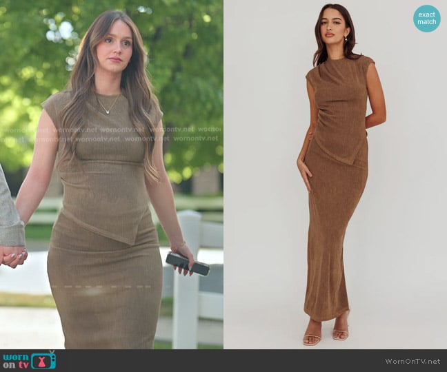 Mikayla’s brown skirt on SLOMW