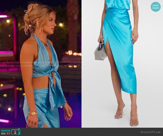 The Sei Silk Midi Skirt in Sky worn by Fiona Belle (Fiona Belle) on Selling the OC