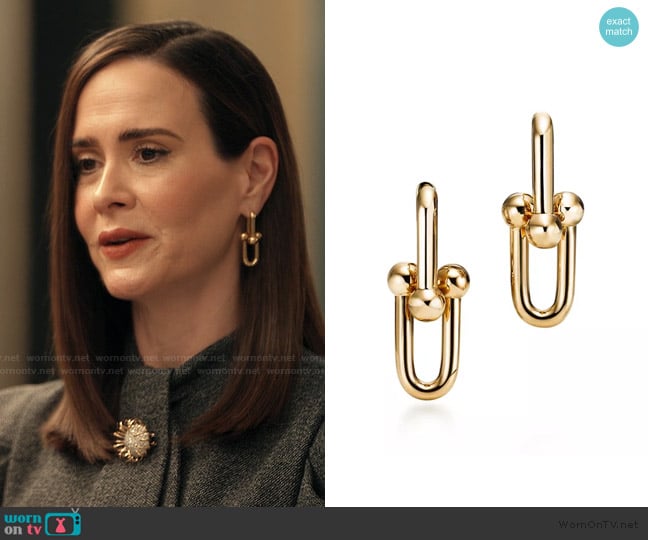Tiffany & Co Large Link Earrings in Yellow Gold worn by Carrington Lane (Sarah Paulson) on Alls Fair