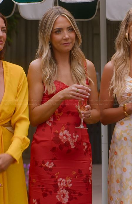 Tiffany's red floral print dress on Selling the OC
