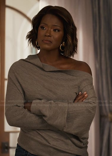 Viv's gray off shoulder top on Bel-Air