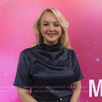 Wendi McLendon-Covey’s navy top and pants on Today