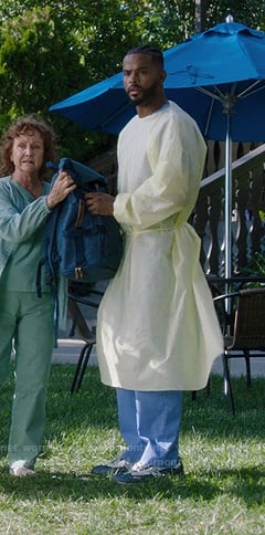 Wes’s blue sneakers on Greys Anatomy