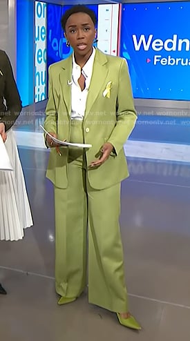 Zinhle's light green suit on NBC News Daily