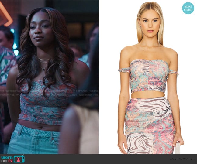 Lisa’s paisley print top on Bel-Air Lisa’s paisley print top on Bel-Air