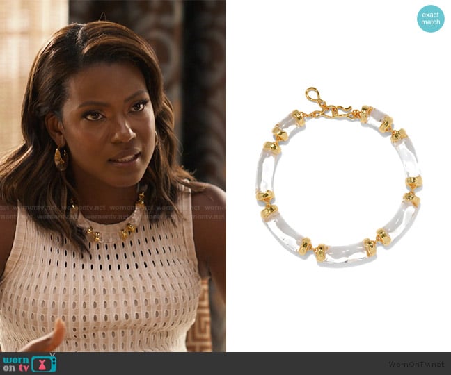 Viv’s necklace on Bel-Air Viv’s necklace on Bel-Air