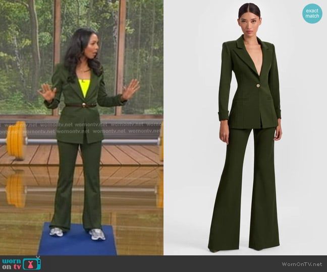 Alice + Olivia Burns Fitted Blazer and Andrew Pant worn by Malika Andrews on Good Morning America
