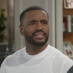 Andre’s white mesh knit sweater on Beyond the Gates