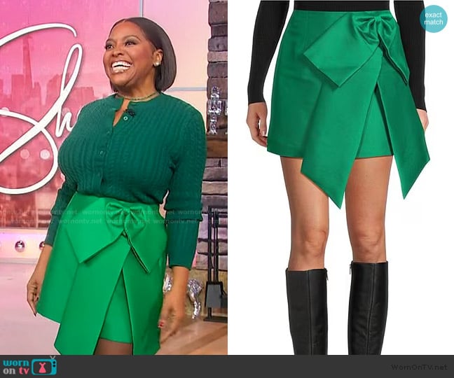 Antonio Melani Antoinette Stretch Mikado Bow Mini A-Line Skirt worn by Sherri Shepherd on Sherri