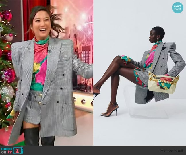 Balmain Resort 2026 Collection worn by Ashley Park on Sherri