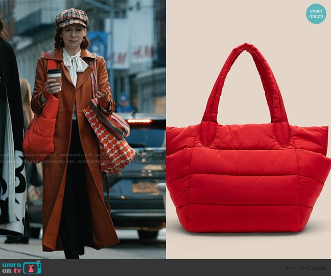 Banana Republic Puffer Tote Bag worn by Elsbeth Tascioni (Carrie Preston) on Elsbeth