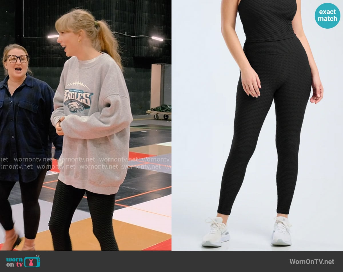 Taylor Swift’s black textured leggings on The End of an Era