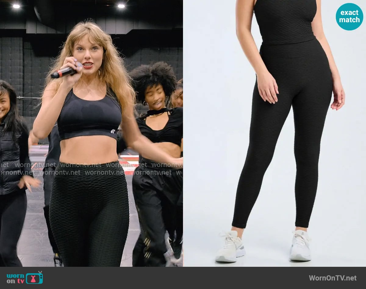 Booty by Brabants Croco Skin Seamless Leggings in Black worn by Taylor Swift on The End of an Era