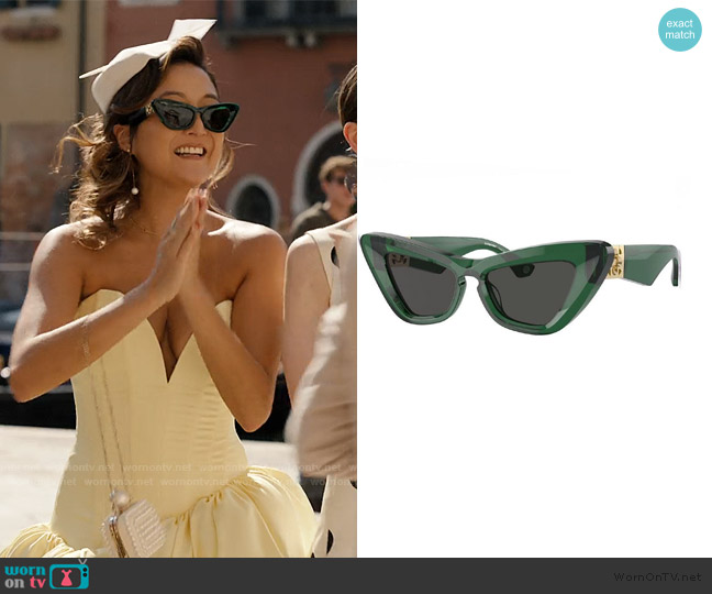 Burberry BE4421U Sunglasses worn by Mindy Chen (Ashley Park) on Emily in Paris