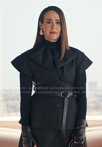 Carr’s black short sleeve blazer on Alls Fair