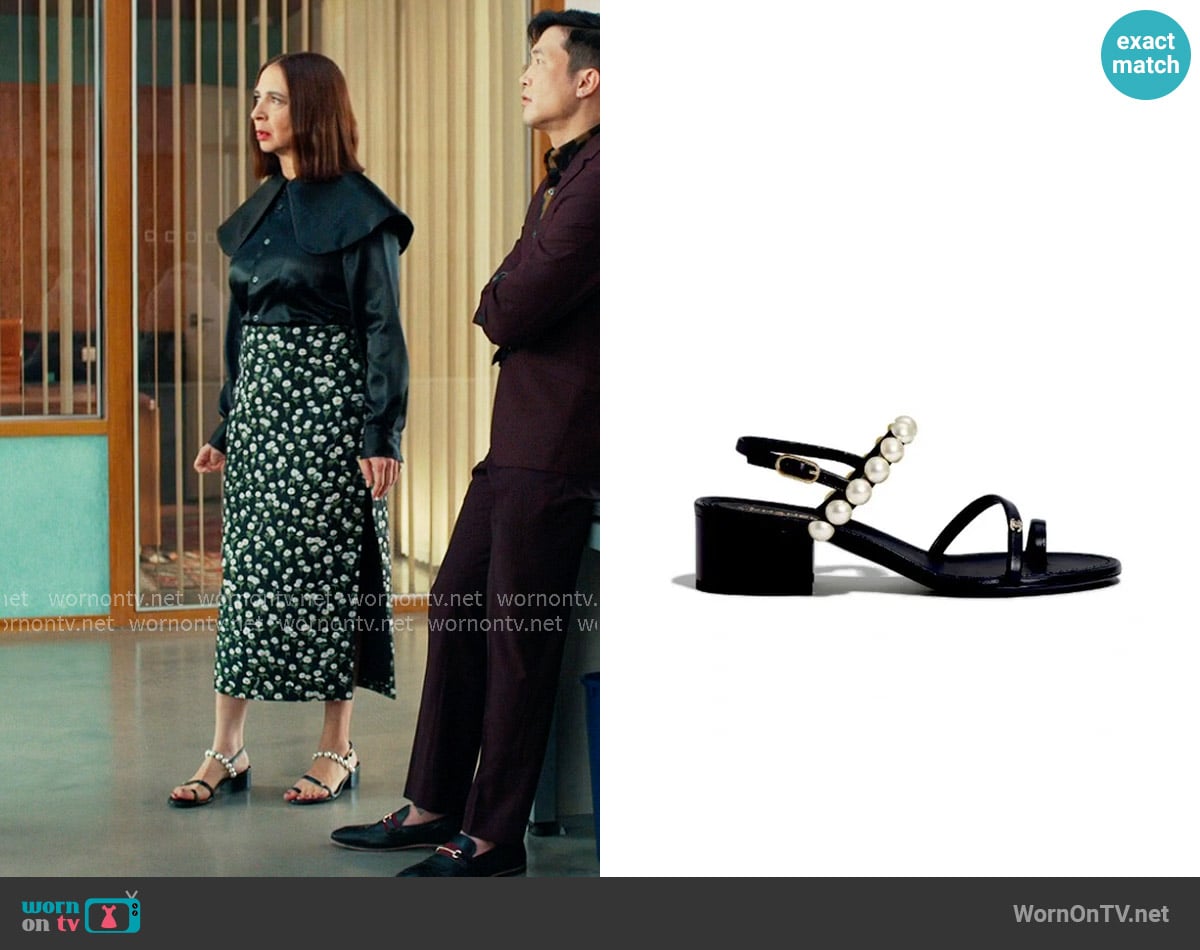Chanel Top Of The Pearl Sandal worn by Molly Novak (Maya Rudolph) on Loot
