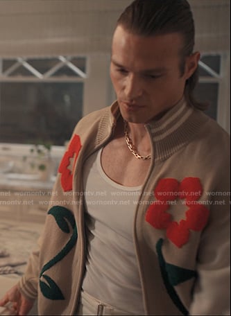 Chase's beige floral zip sweater on Alls Fair