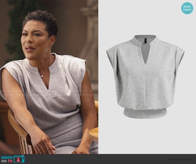 Cider V-Neck Crop Top worn by Aunty Vy (April Parker Jones) on Bel-Air