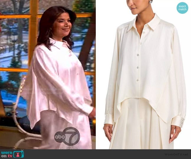 Ana’s white satin pinstripe pants on The View Ana’s white satin pinstripe pants on The View