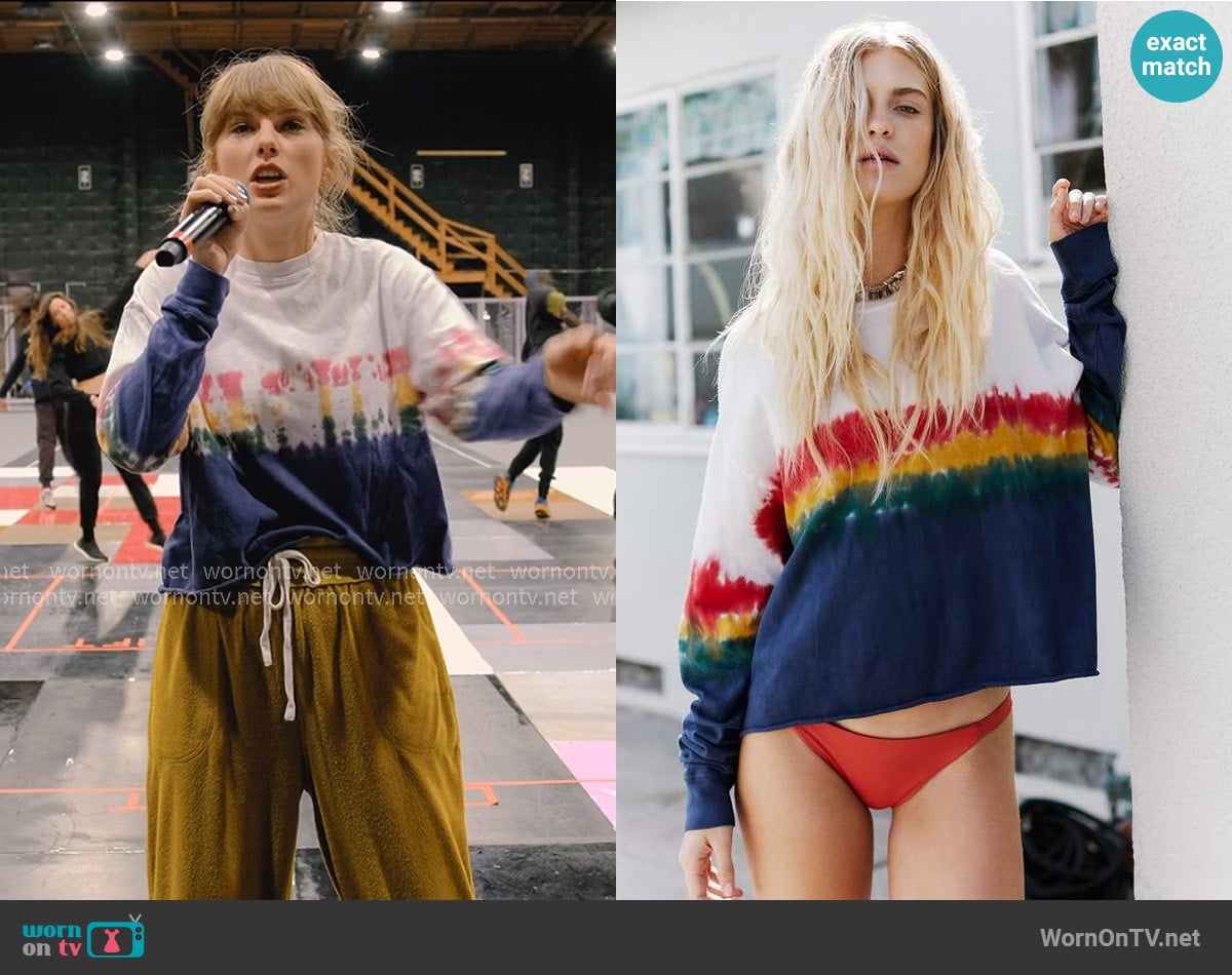Daydreamer Rainbow Wash Tee worn by Taylor Swift on The End of an Era