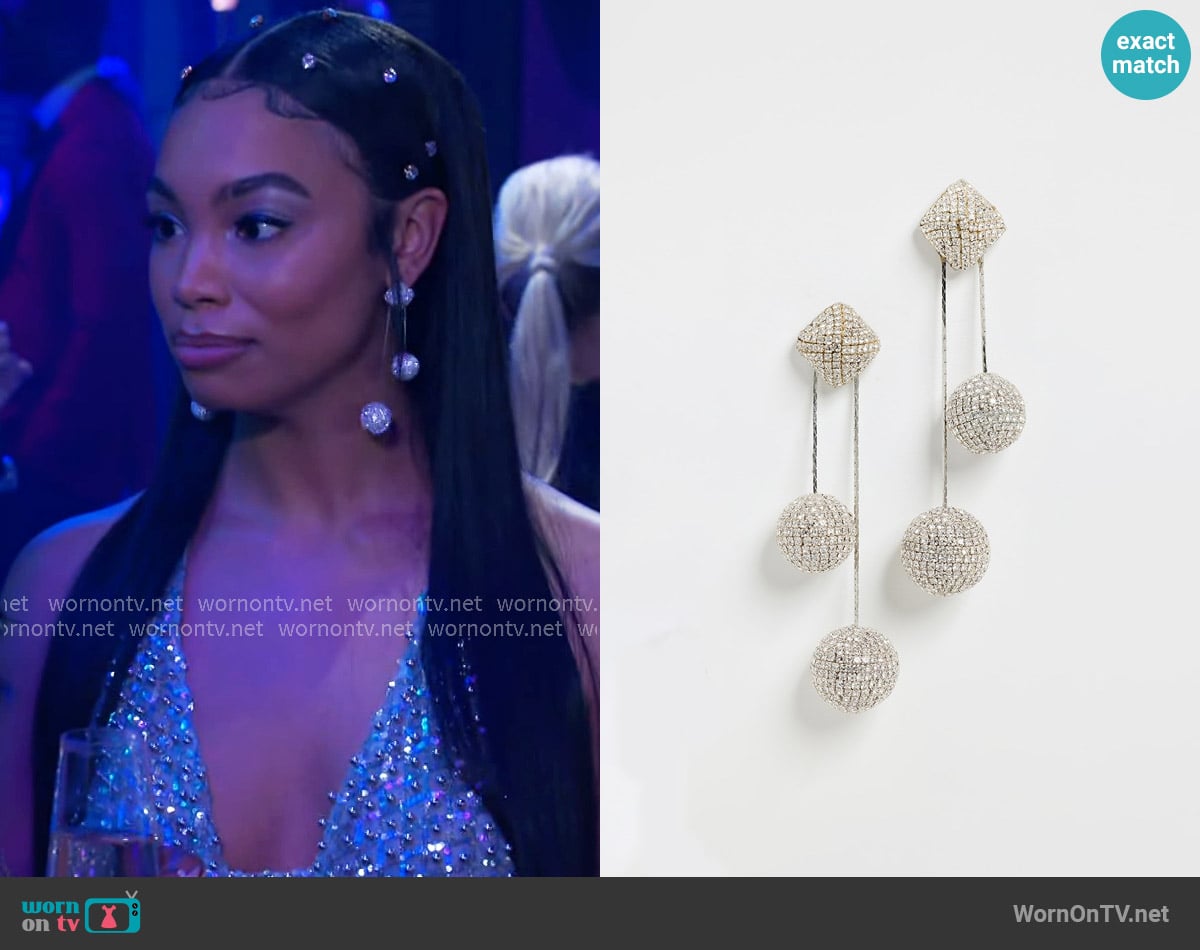 Deepa Gurnani Taryn Earrings worn by Chelsea Hamilton (RhonniRose Mantilla) on Beyond the Gates