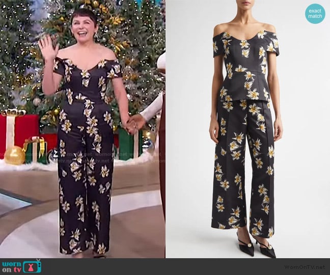 Ginnifer’s floral off shoulder top on The Jennifer Hudson Show Ginnifer’s floral off shoulder top on The Jennifer Hudson Show
