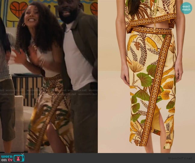 Farm Rio Sand foliage sketch lenzing worn by Penelope (Lenora Crichlow) on Bel-Air