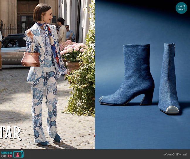 Fendi Peekaboo ISeeU Petite worn by Emily Cooper (Lily Collins) on Emily in Paris