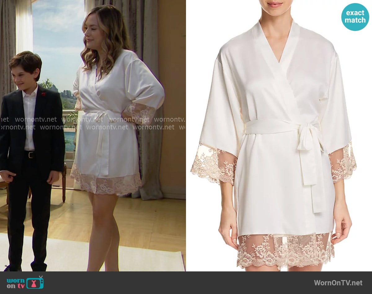 Hope’s bridal robe on The Bold and the Beautiful Hope’s bridal robe on The Bold and the Beautiful