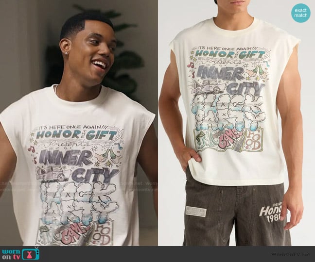 Will’s graphic print sweatshirt on Bel-Air Will’s graphic print sweatshirt on Bel-Air