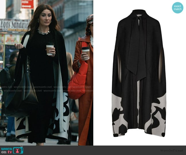 Johanna Ortiz Western Cape worn by Nadine Clay (Laura Benanti) on Elsbeth