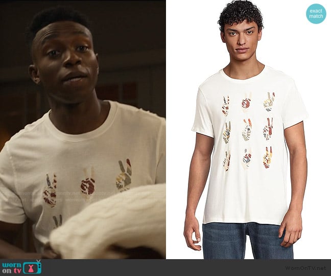 Carlton’s white hand graphic tee on Bel-Air Carlton’s white hand graphic tee on Bel-Air